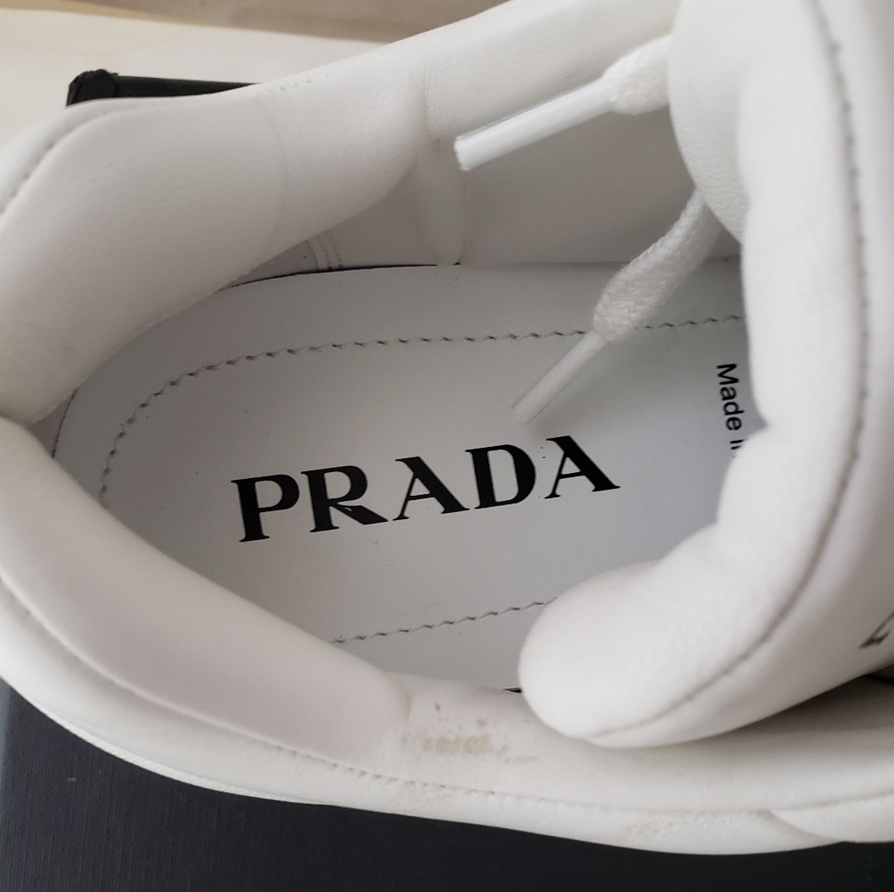 Prada Triangle Logo Padded Sneakers White Leather New - Picture 14 of 16